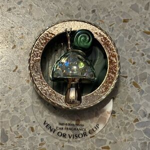 Bath & Body Works Sage Green Car Vent Fragrance Clip